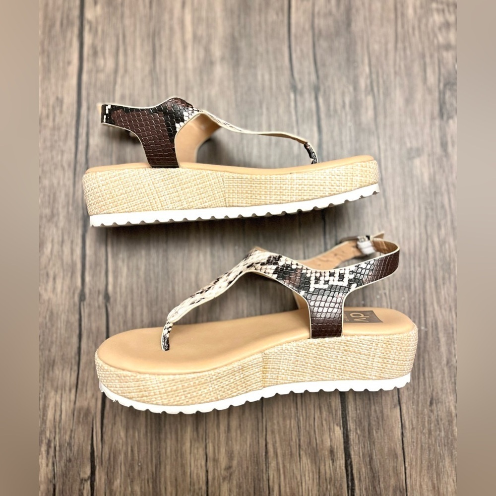 Dolce Vita Sandals in a Snakeskin Print - Picture 4 of 5